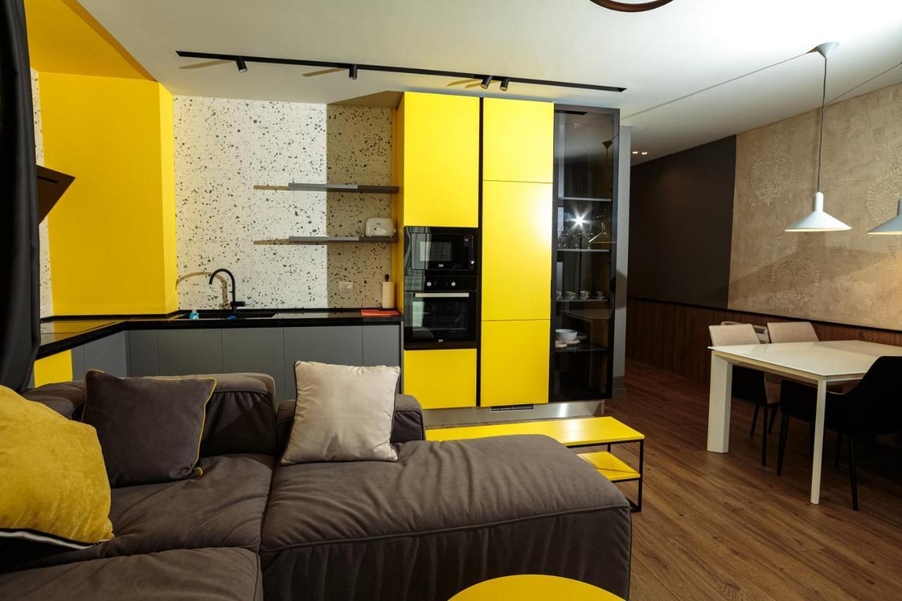 Visar Apartments Влёра Экстерьер фото