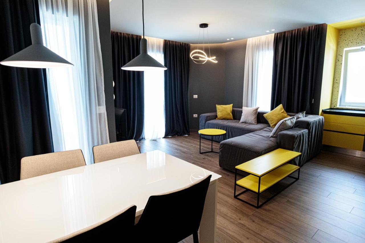 Visar Apartments Влёра Экстерьер фото