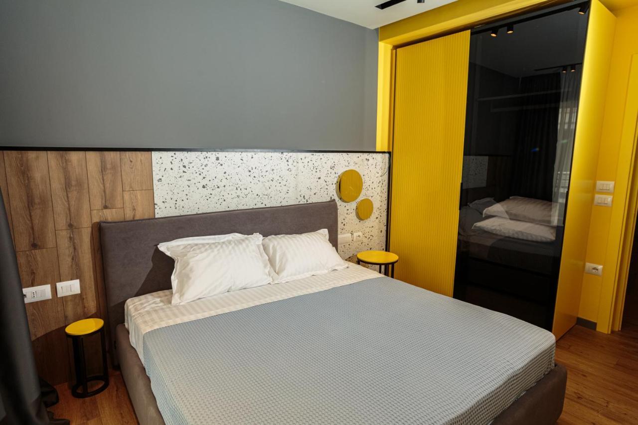 Visar Apartments Влёра Экстерьер фото