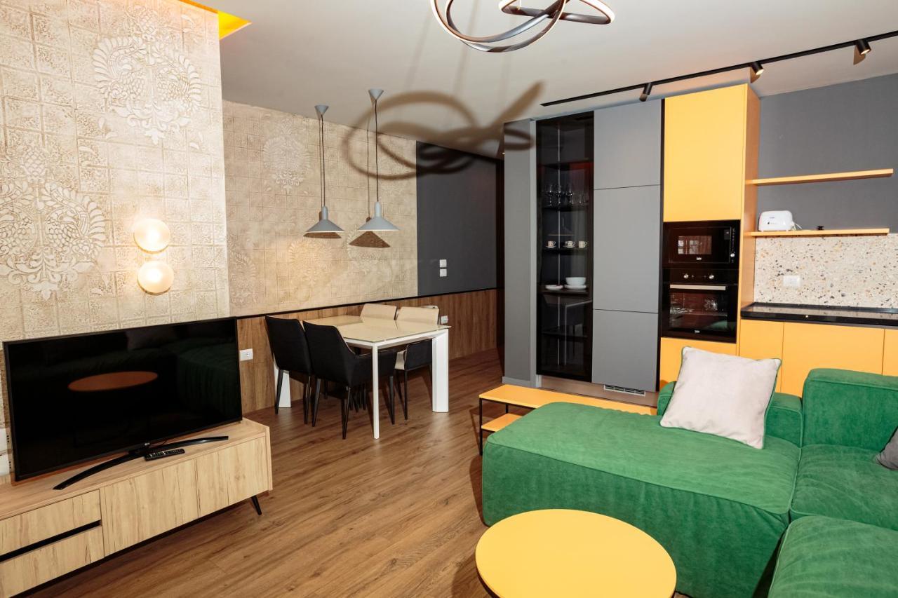 Visar Apartments Влёра Экстерьер фото