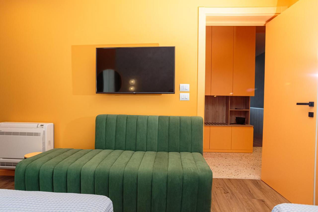 Visar Apartments Влёра Экстерьер фото
